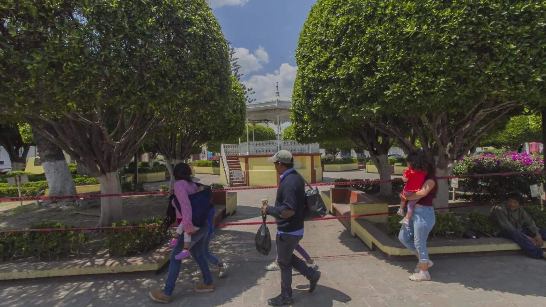 Buscan ayudar en casos de violencia familiar durante la pandemia por Covid-19.  Foto César Ortiz  El Sol de San Juan del Río